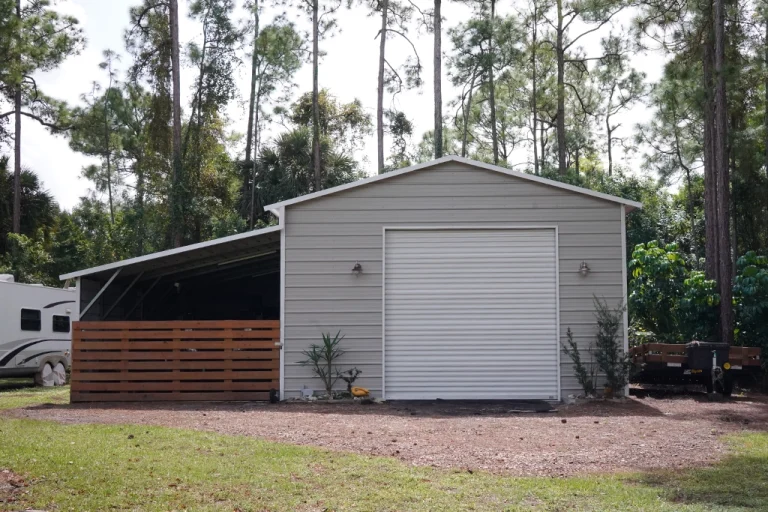 Metal Garage with lean-to