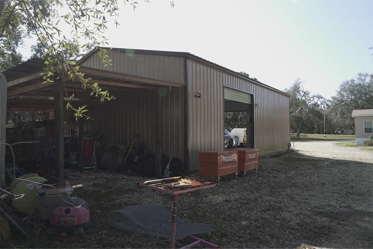 Metal Workshop Garage with office