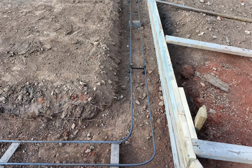 Stabilizing Foundation Forms